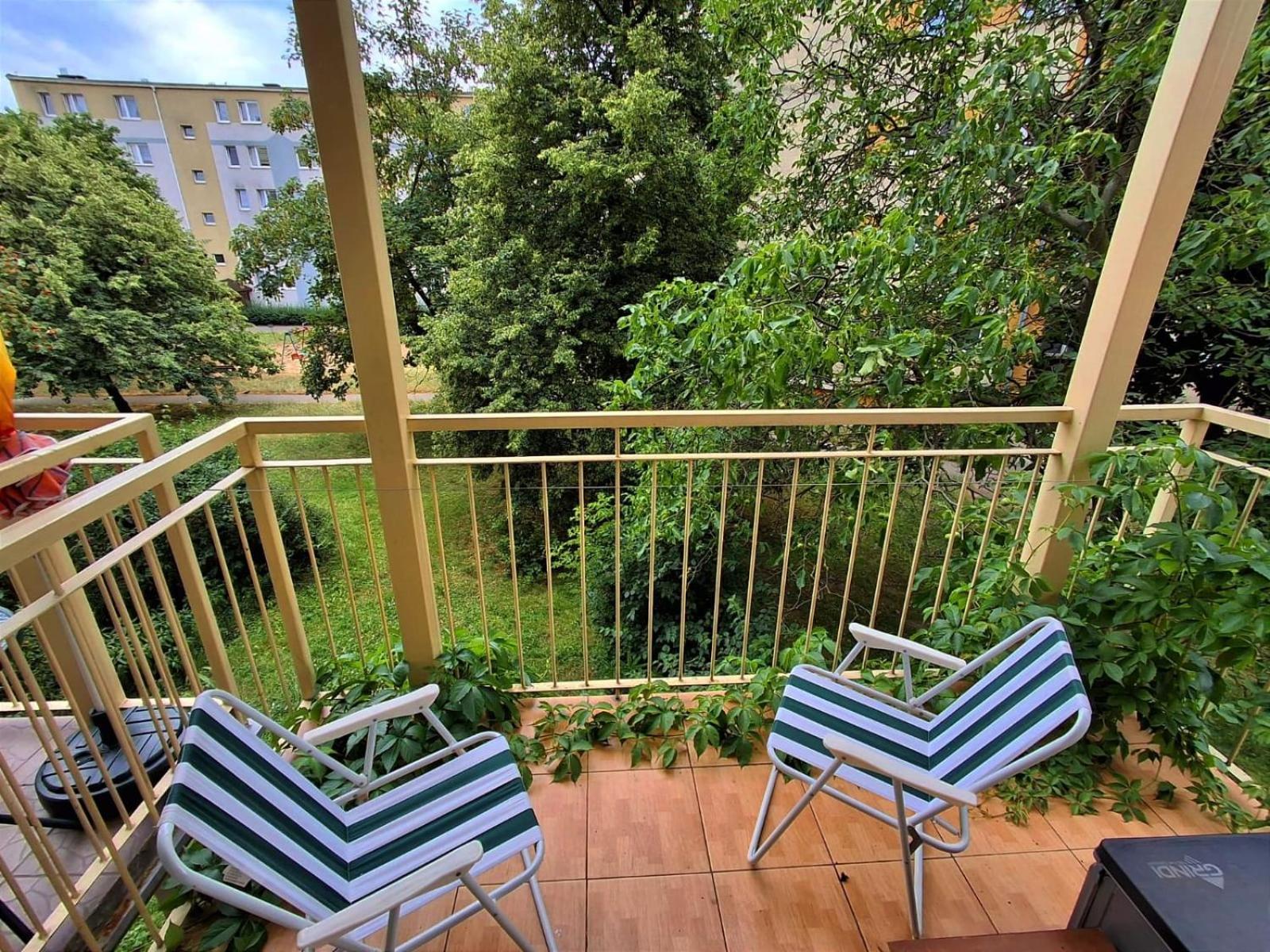 Apartment U Zegarmistrza Z Garazem